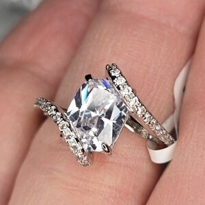 Silver-Tone Clear CZ Ring Sz.7